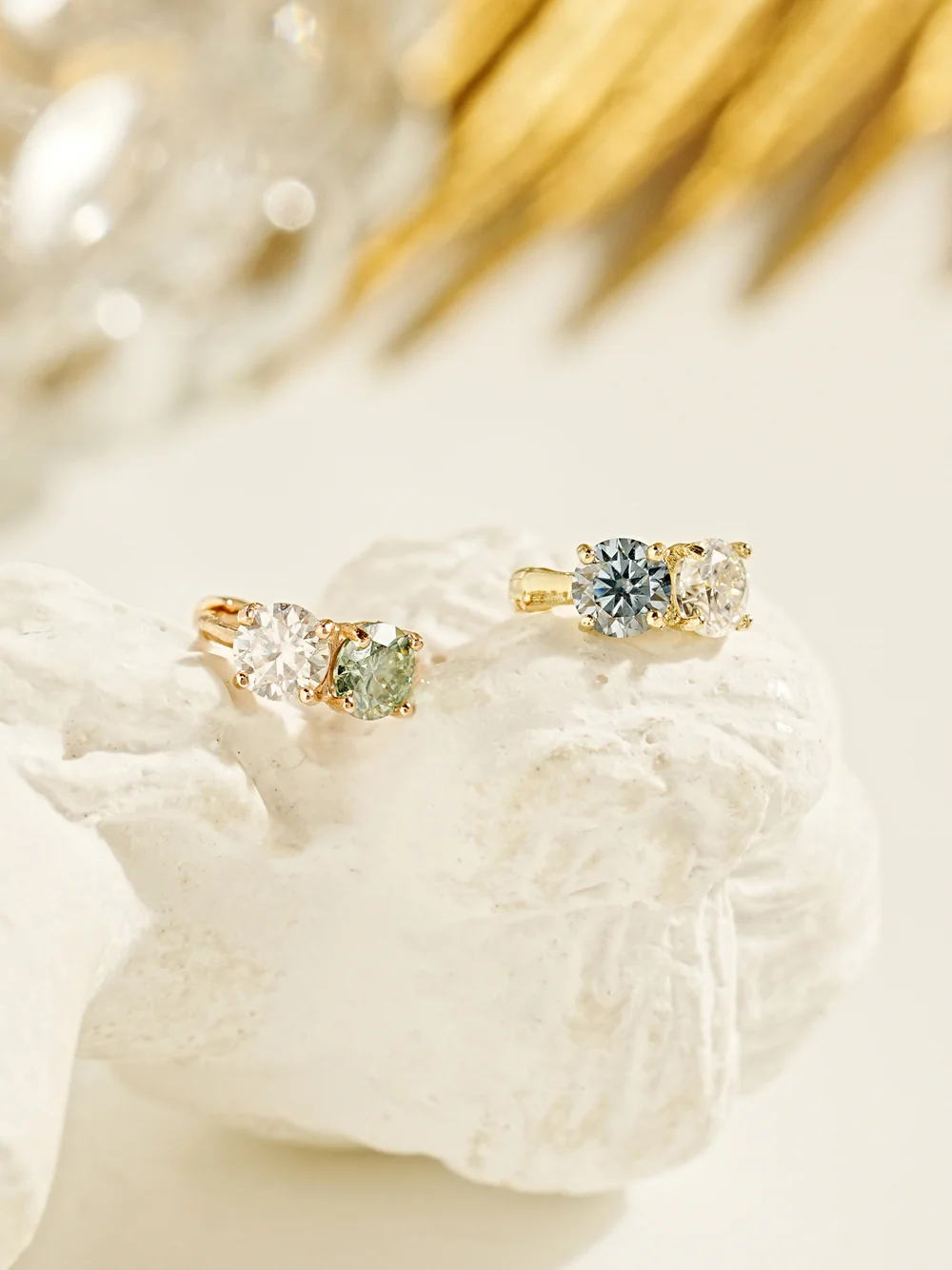 14K 18 Moissanite Dia Mini Two Way Hoop Earring - Image 11