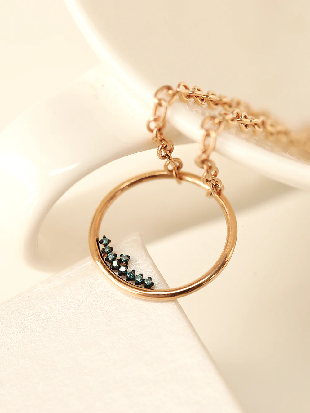 14K 18K Blue Diamond Circle Bracelet - Image 4
