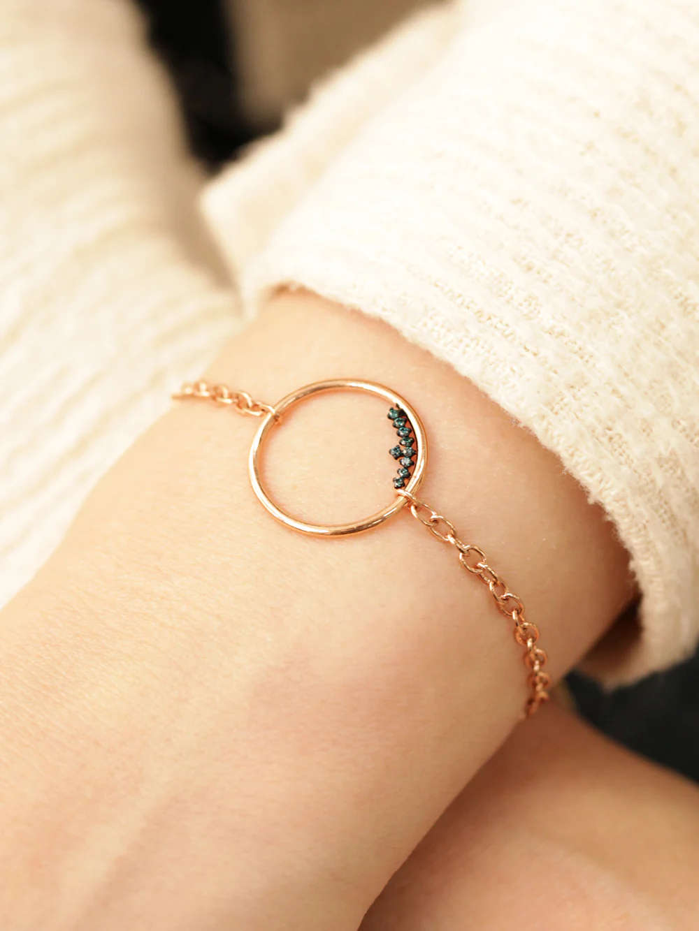 14K 18K Blue Diamond Circle Bracelet - Image 7