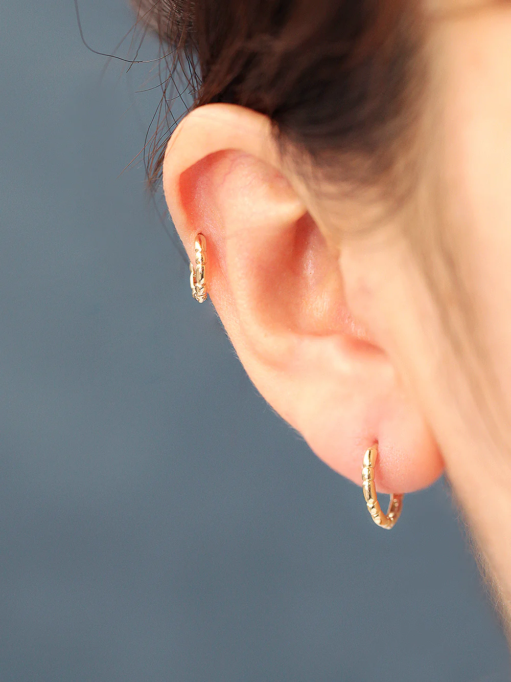 14K Gold Carving Cutting Hoop Earring