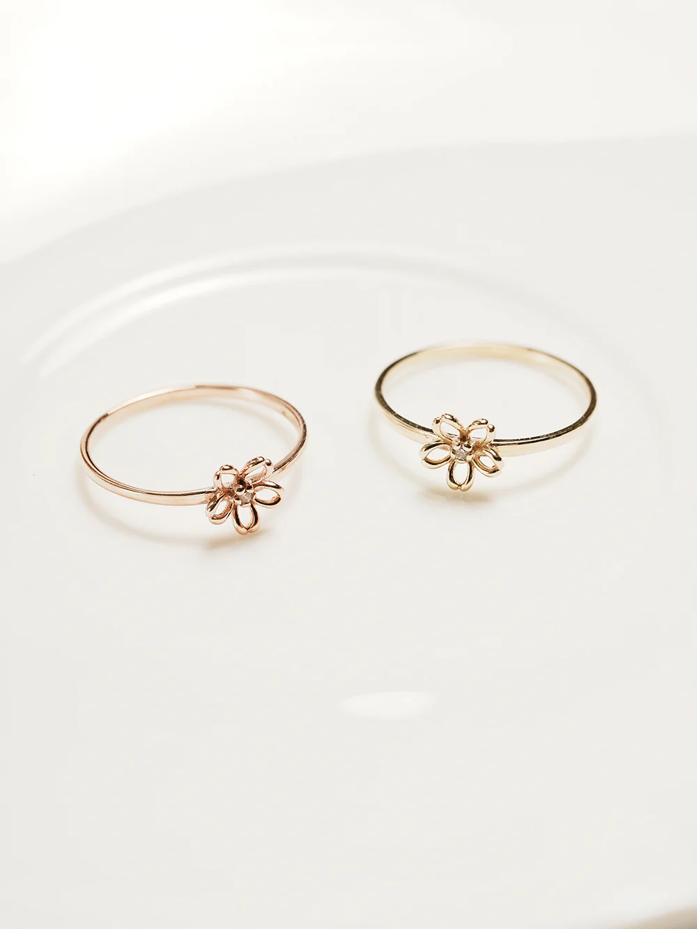 14K 18K Daisy Flower Layered Ring - Image 13