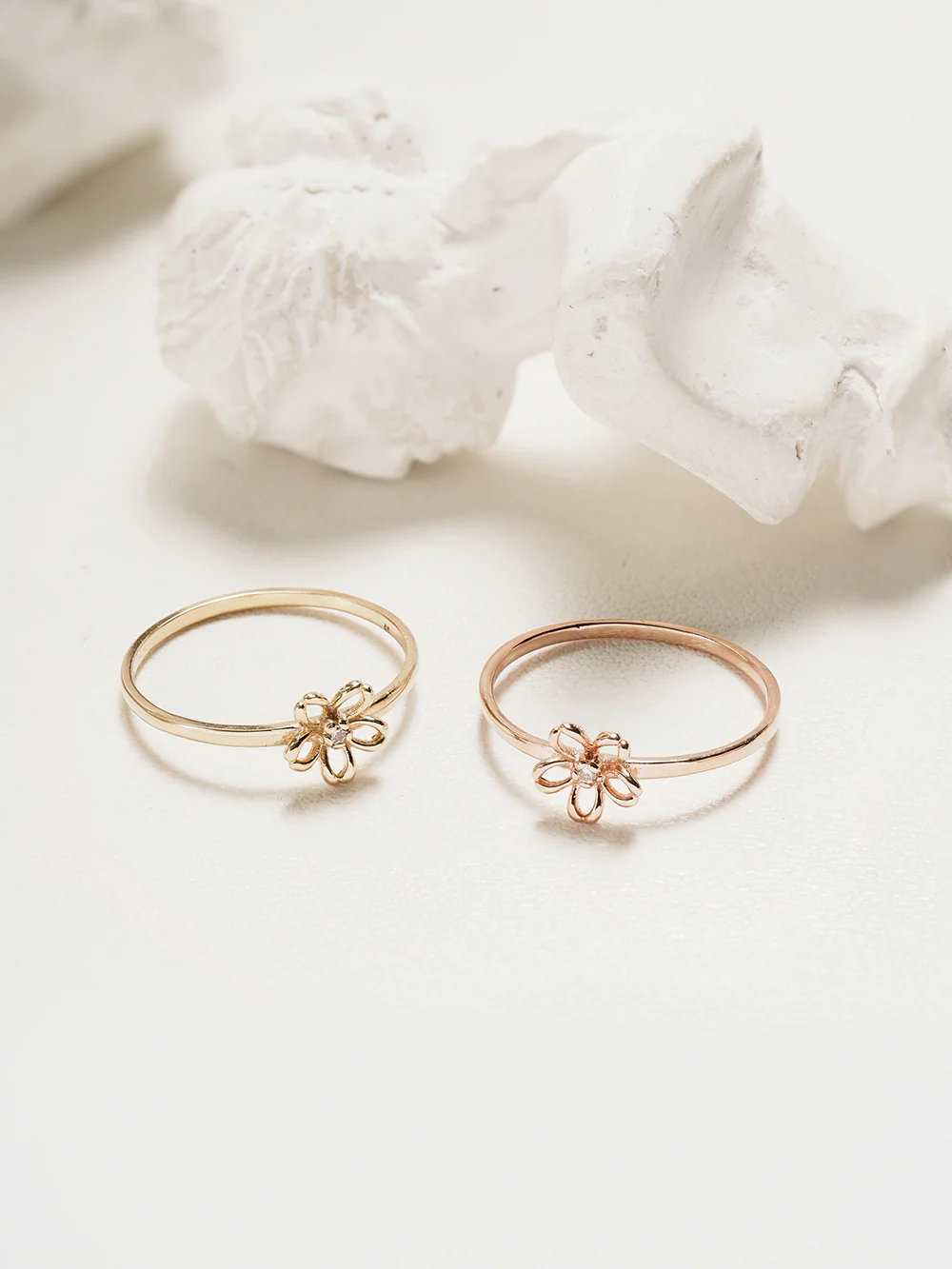 14K 18K Daisy Flower Layered Ring - Image 5