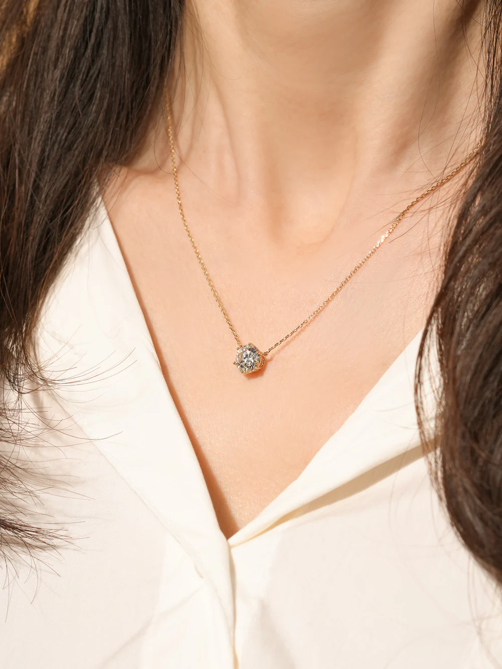 14K Gold 2 Carats Moissanite Dia Six Prong Pendant and Necklace - Image 2