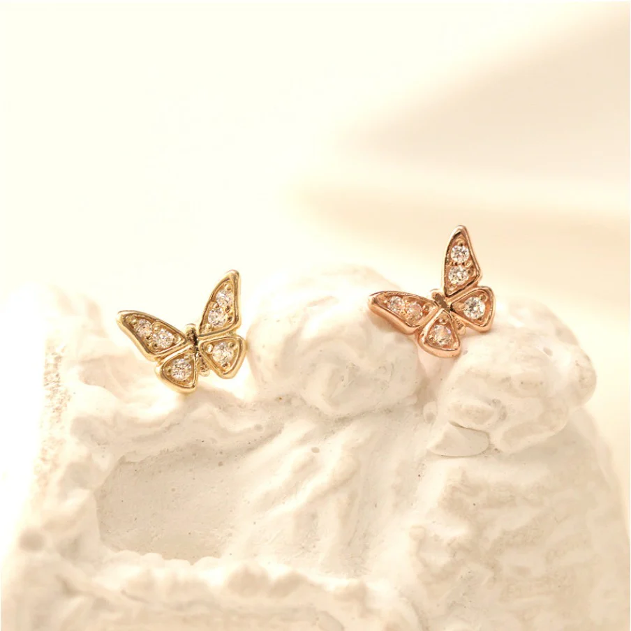 14K Gold Bling Blue Diamond Butterfly Ring - Image 12