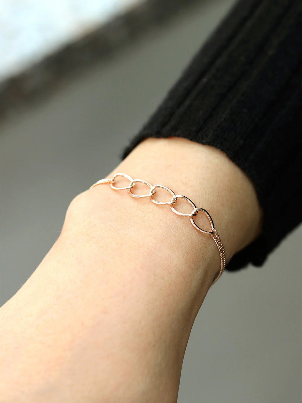 14K 18K Gold Circle Linked Two lines Layered Bracelet - Image 4