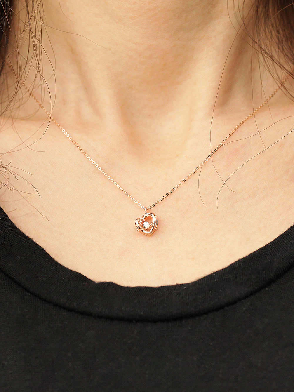 14K 18K Gold Cognac Diamond Heart Necklace - Image 8