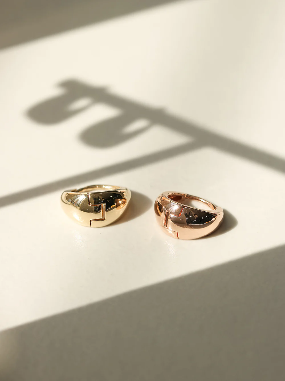 14K 18K Gold Concave Bowl Cartilage Hoop Earring - Image 3