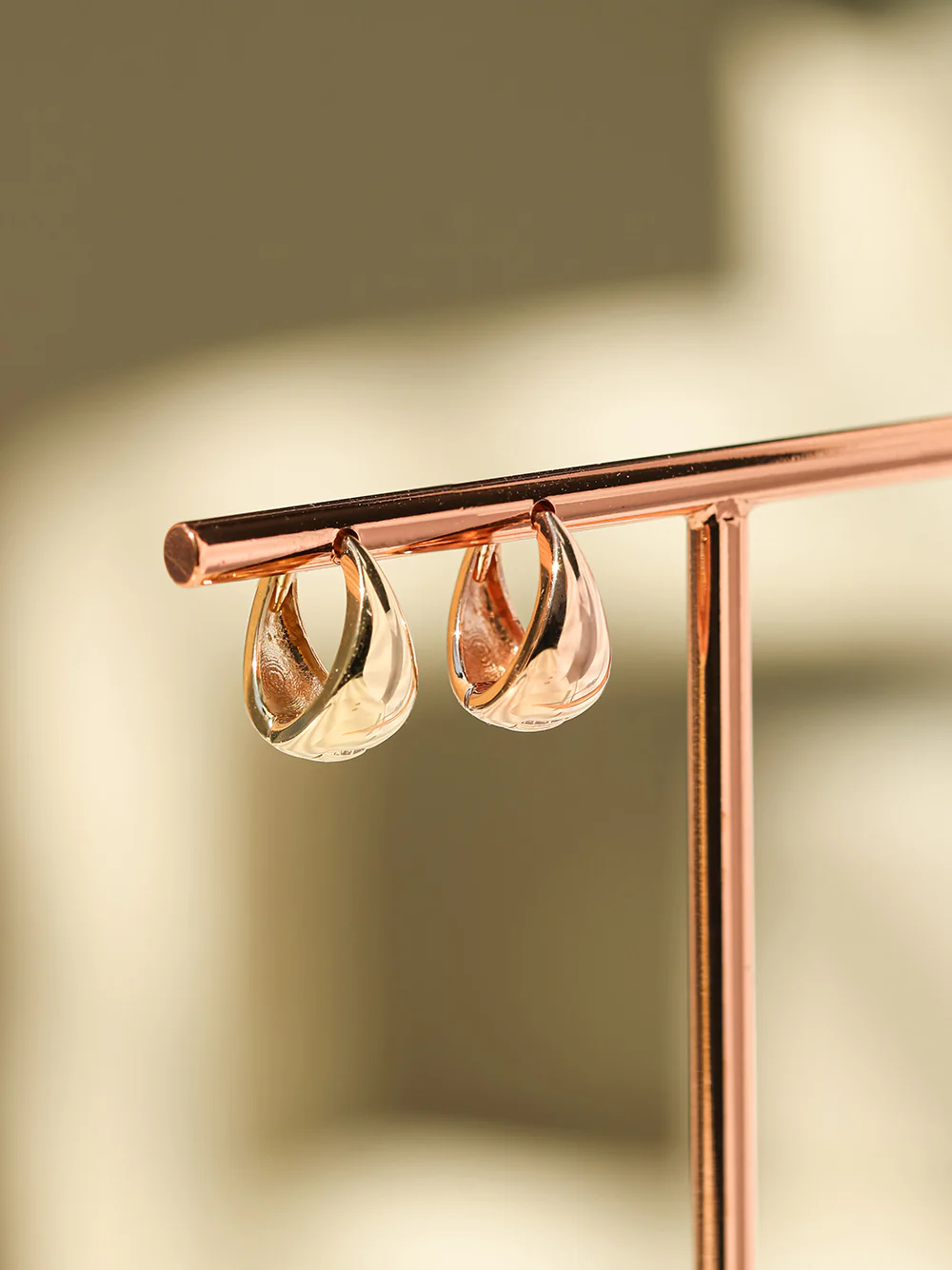 14K 18K Gold Concave Bowl Cartilage Hoop Earring - Image 7