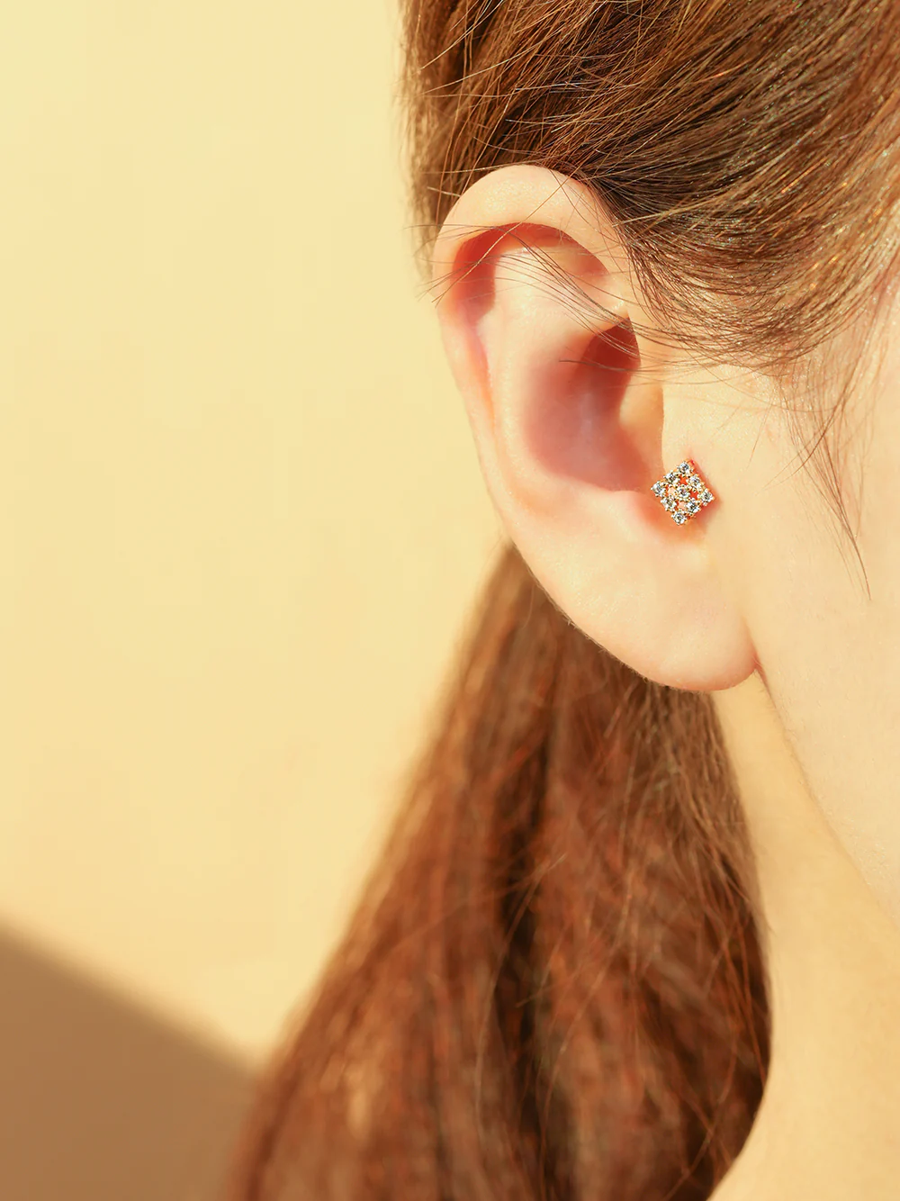14K 18K Gold Crystal Square Cubic Cartilage Hoop Earring - Image 8