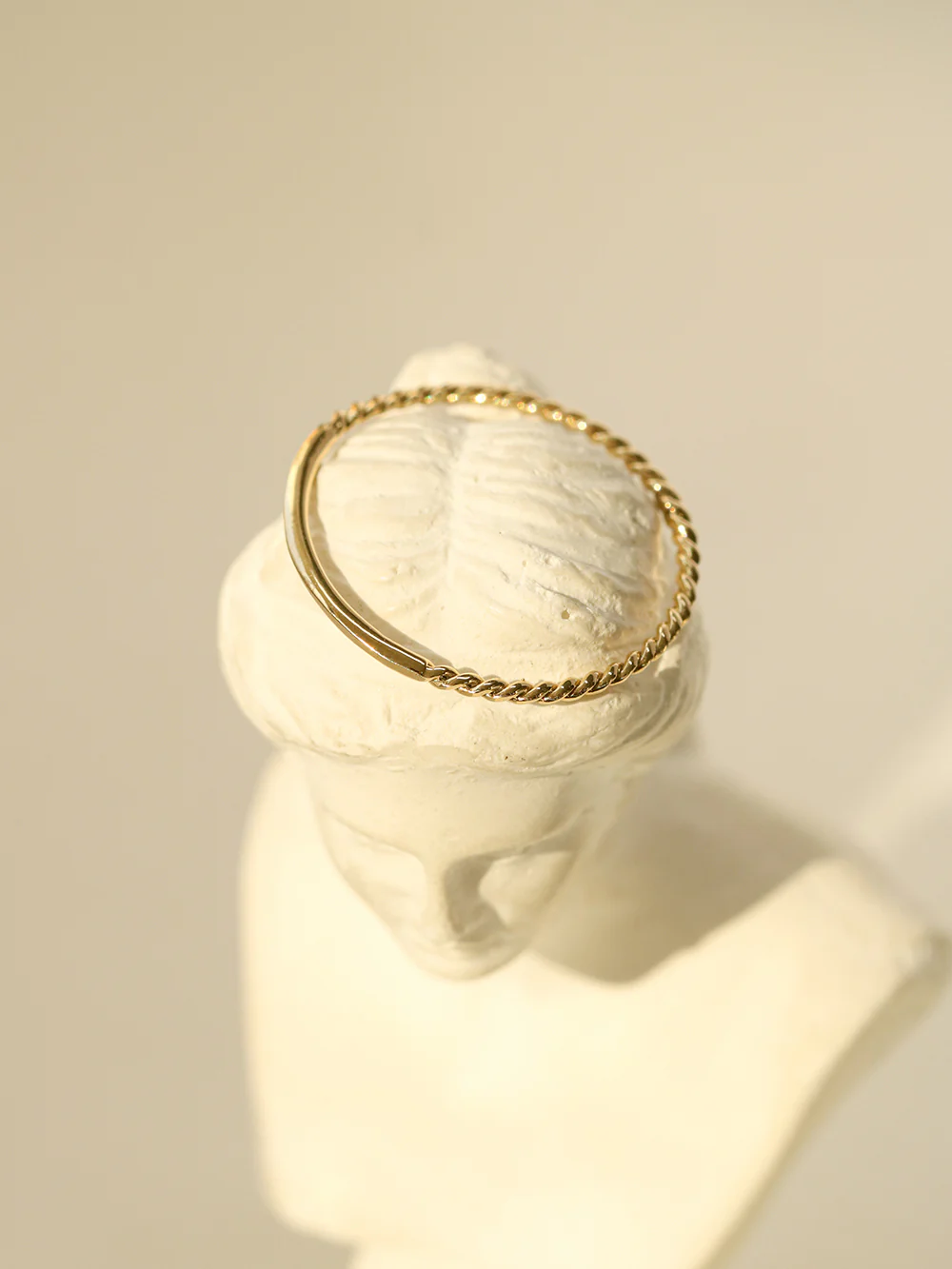 14K 18K Gold Daily Twist Plain Layered Guard Ring - Image 7
