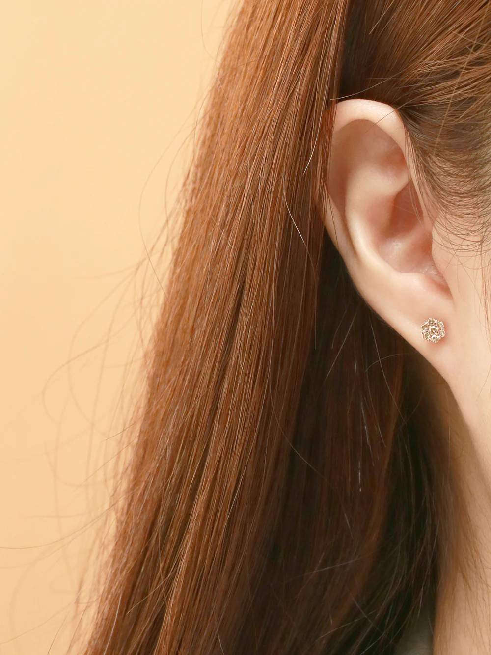 14K 18K Gold Diamond Flower Stud Earring - Image 2
