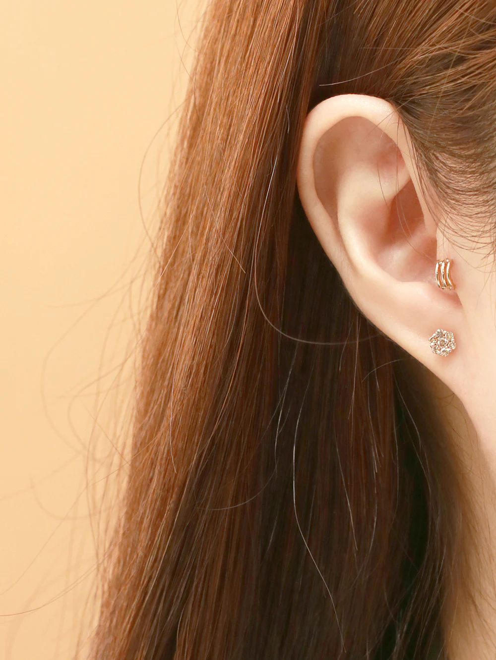 14K 18K Gold Diamond Flower Stud Earring - Image 4