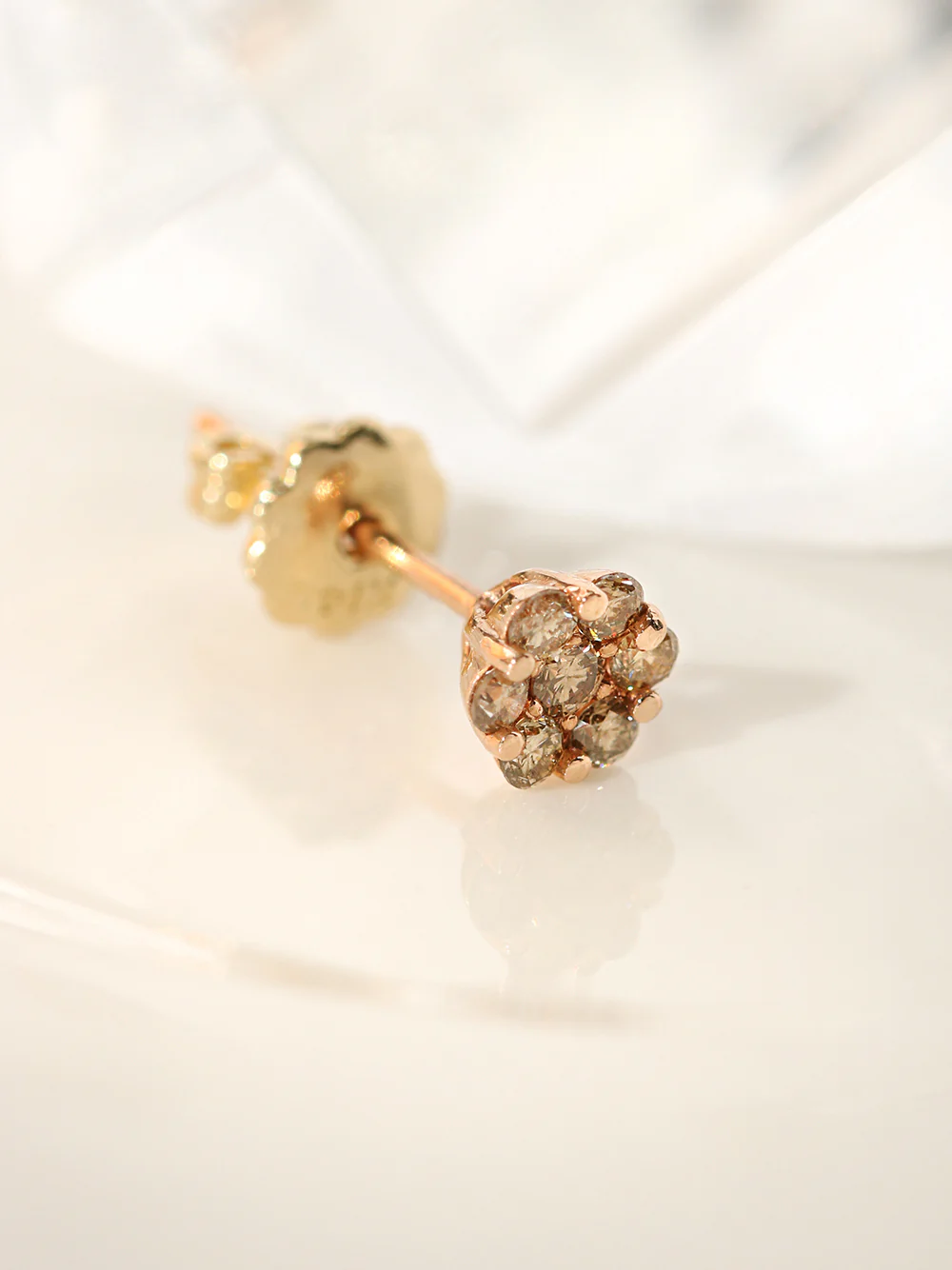 14K 18K Gold Diamond Flower Stud Earring - Image 9