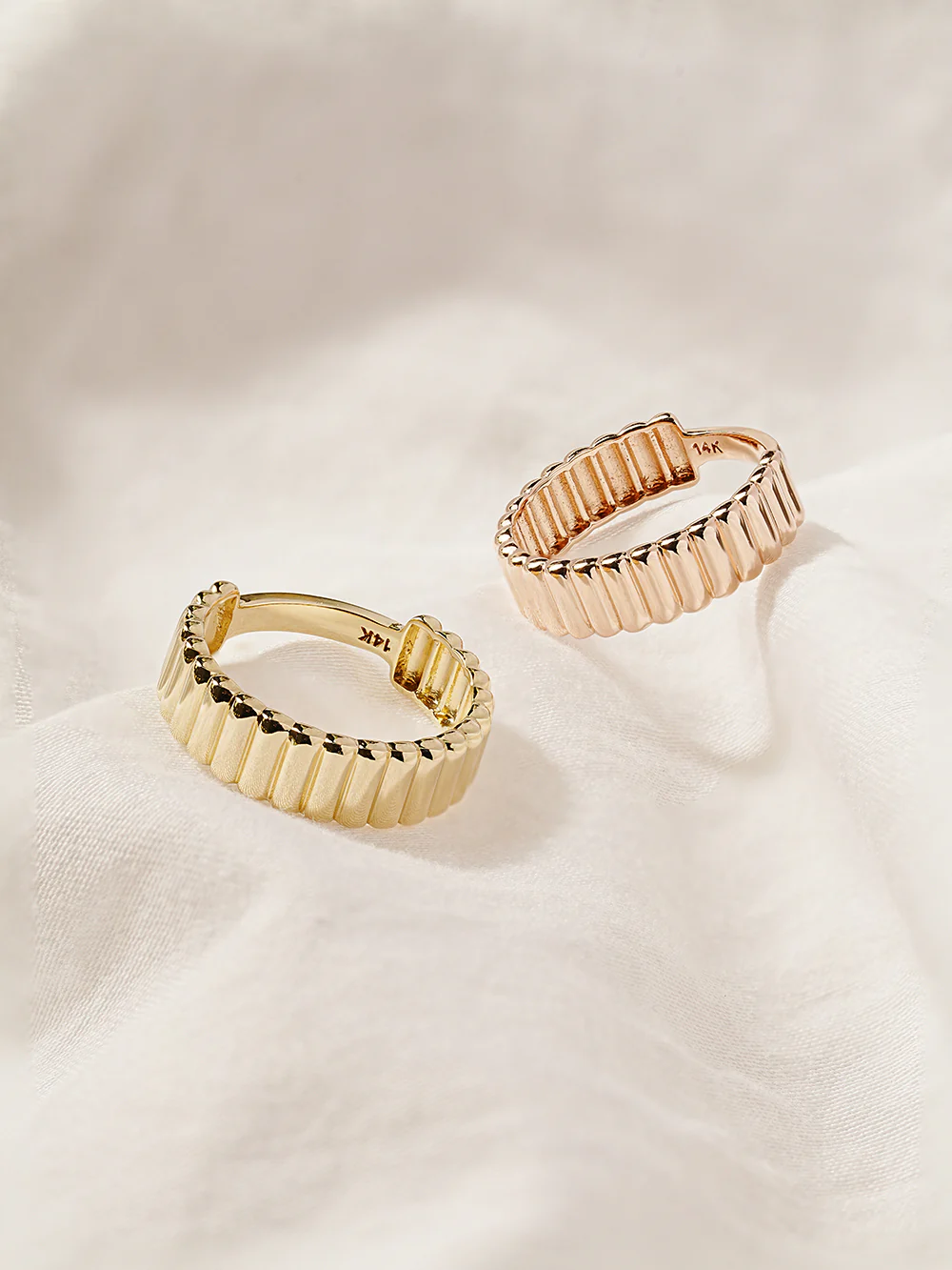14K 18K Gold Embossed Ring - Image 14