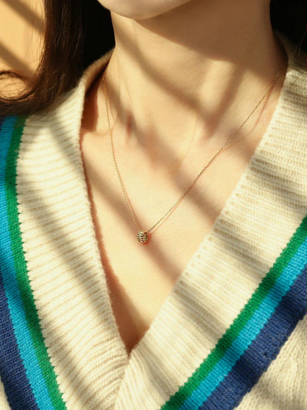 14K 18K Gold Embossed Ring Necklace Pendant - Image 2