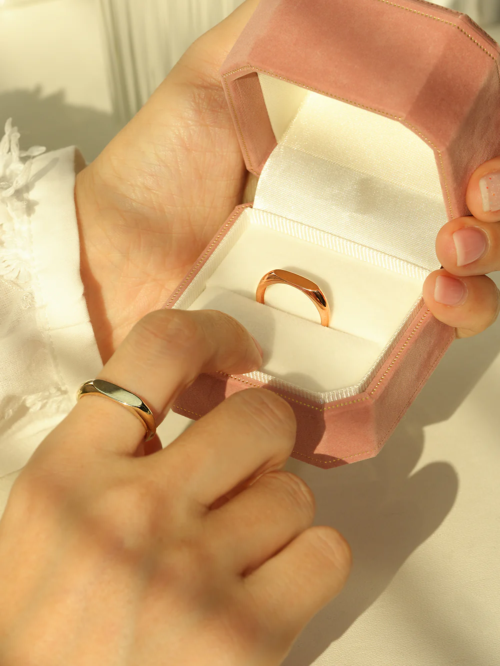 14K 18K Gold Flat Engraving Lettering Ring - Image 17