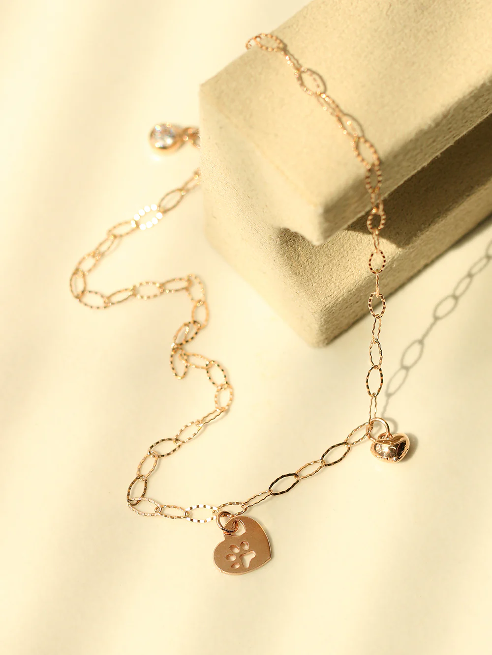 14K 18K Gold Footprint Heart Chain Anklet - Image 3