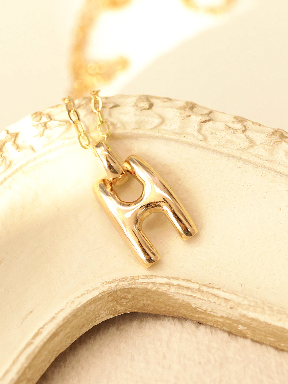 14K 18K Gold Glossy H Necklace - Image 4