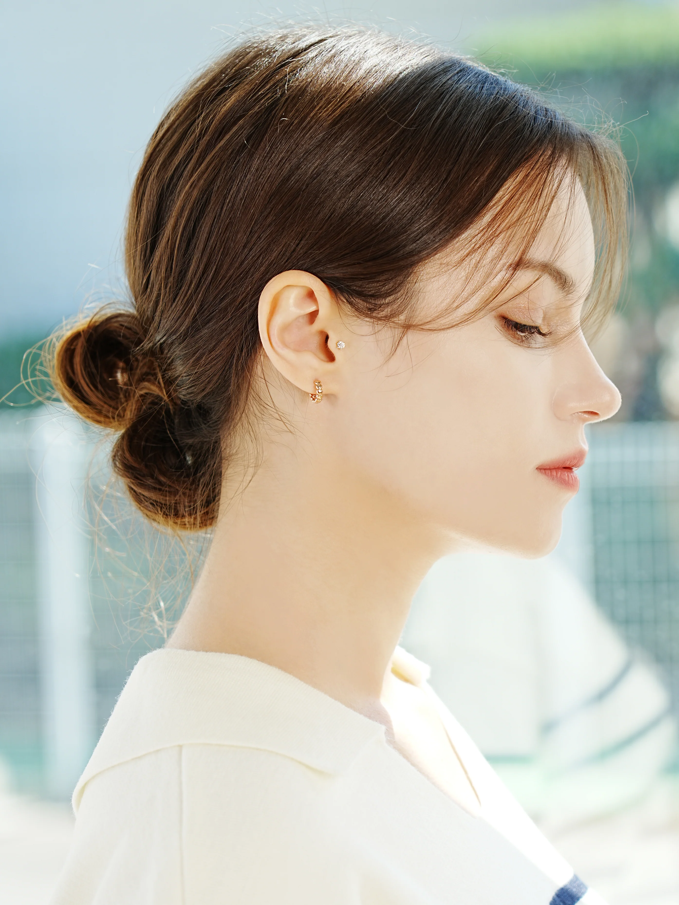 14K 18K Gold Lovely Heart Cartilage Hoop Earring - Image 2