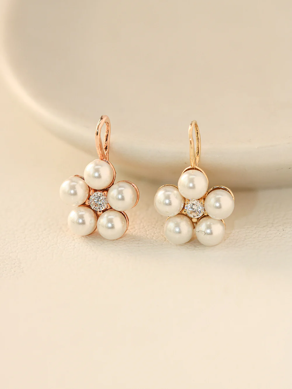 14K 18K Gold Lovely Pearl Flower Cubic Pendant Necklace - Image 13