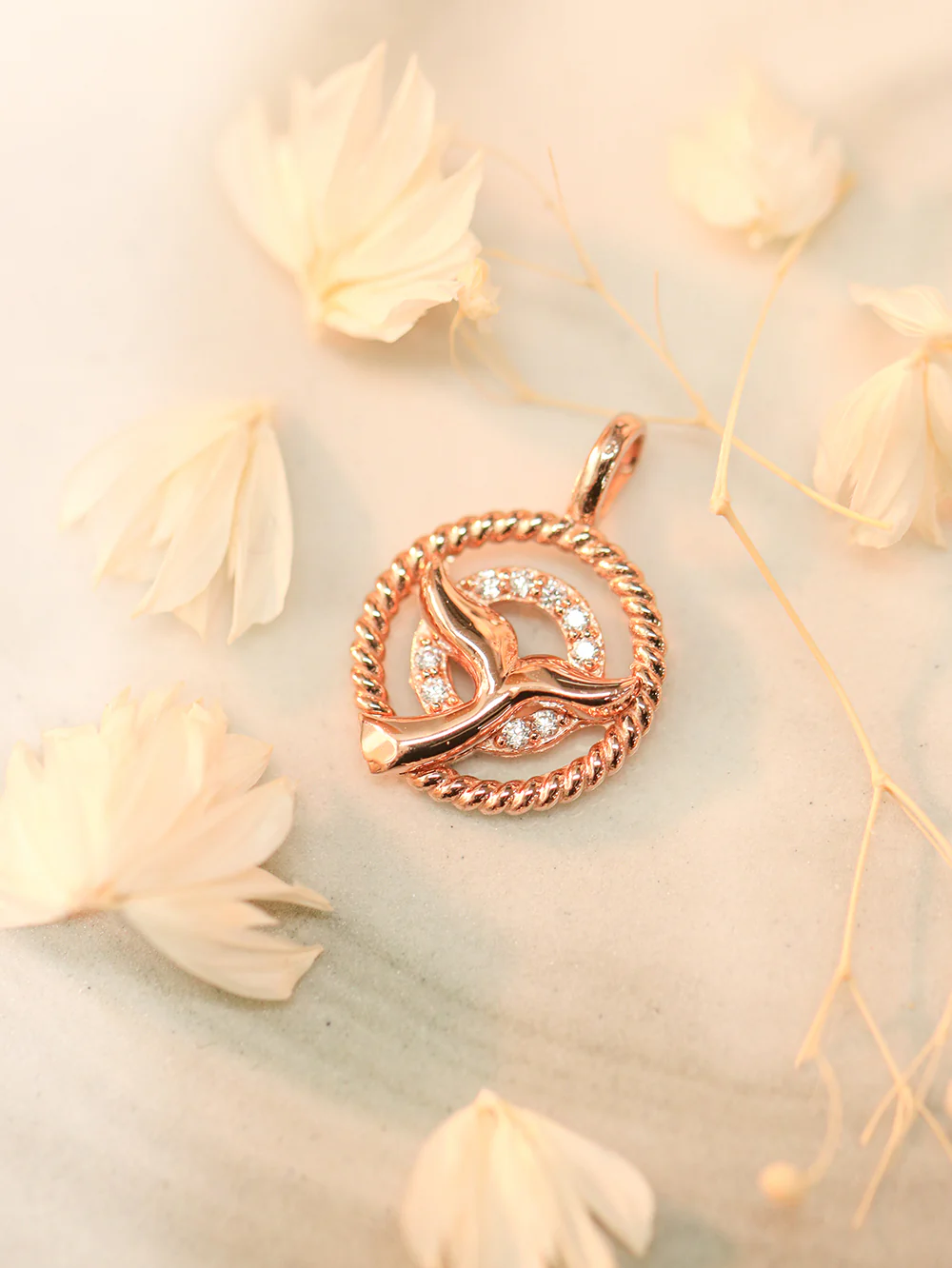 14K 18K Gold Lucky Whale Tail Necklace Pendant - Image 3