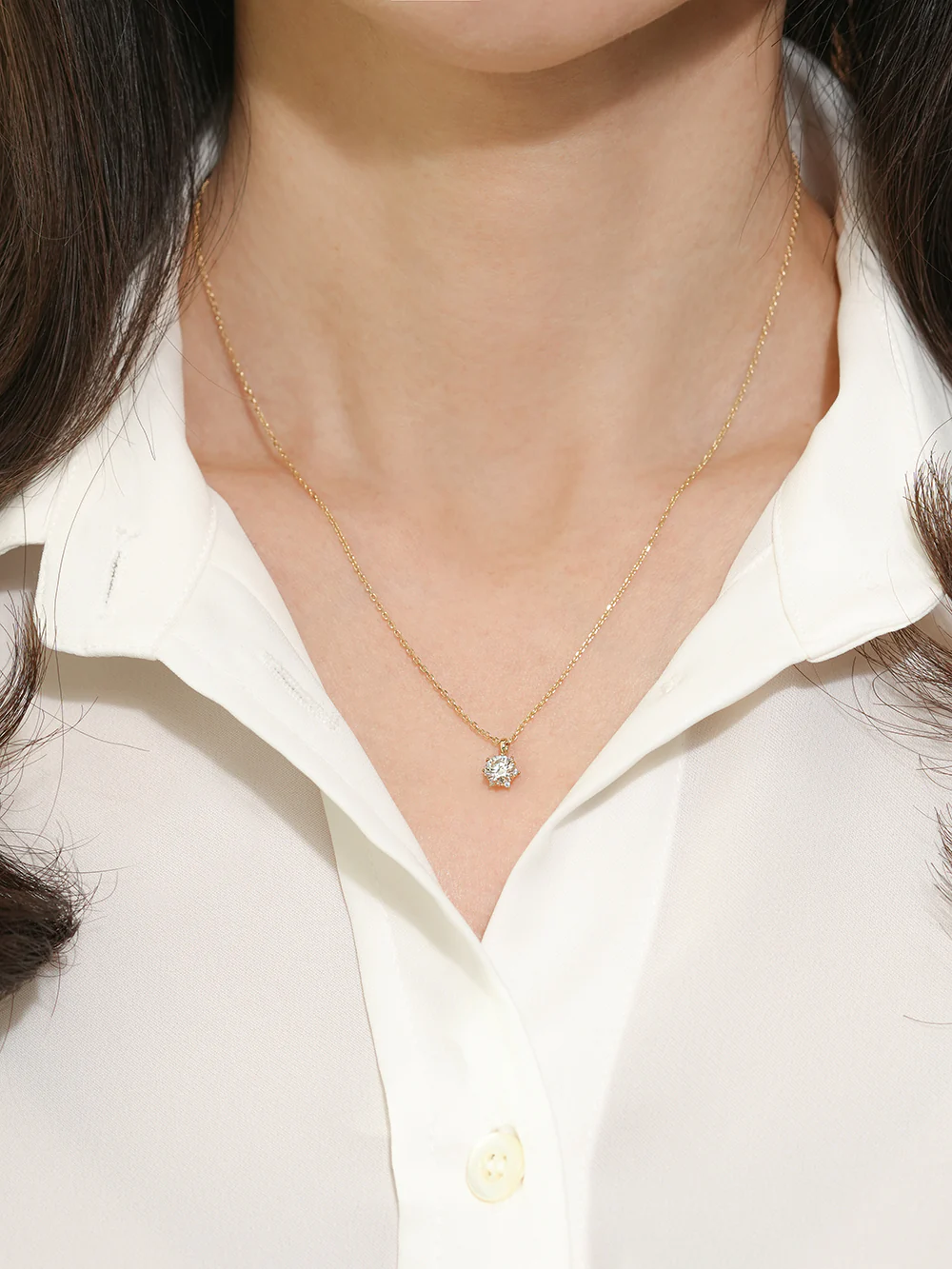 14K 18K Gold Moissanite Blossom Necklace - Image 10