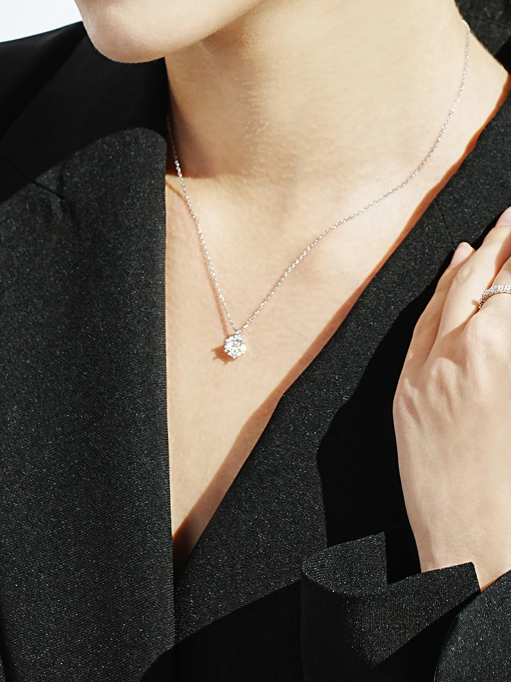 14K 18K Gold Moissanite Crown Necklace - Image 10