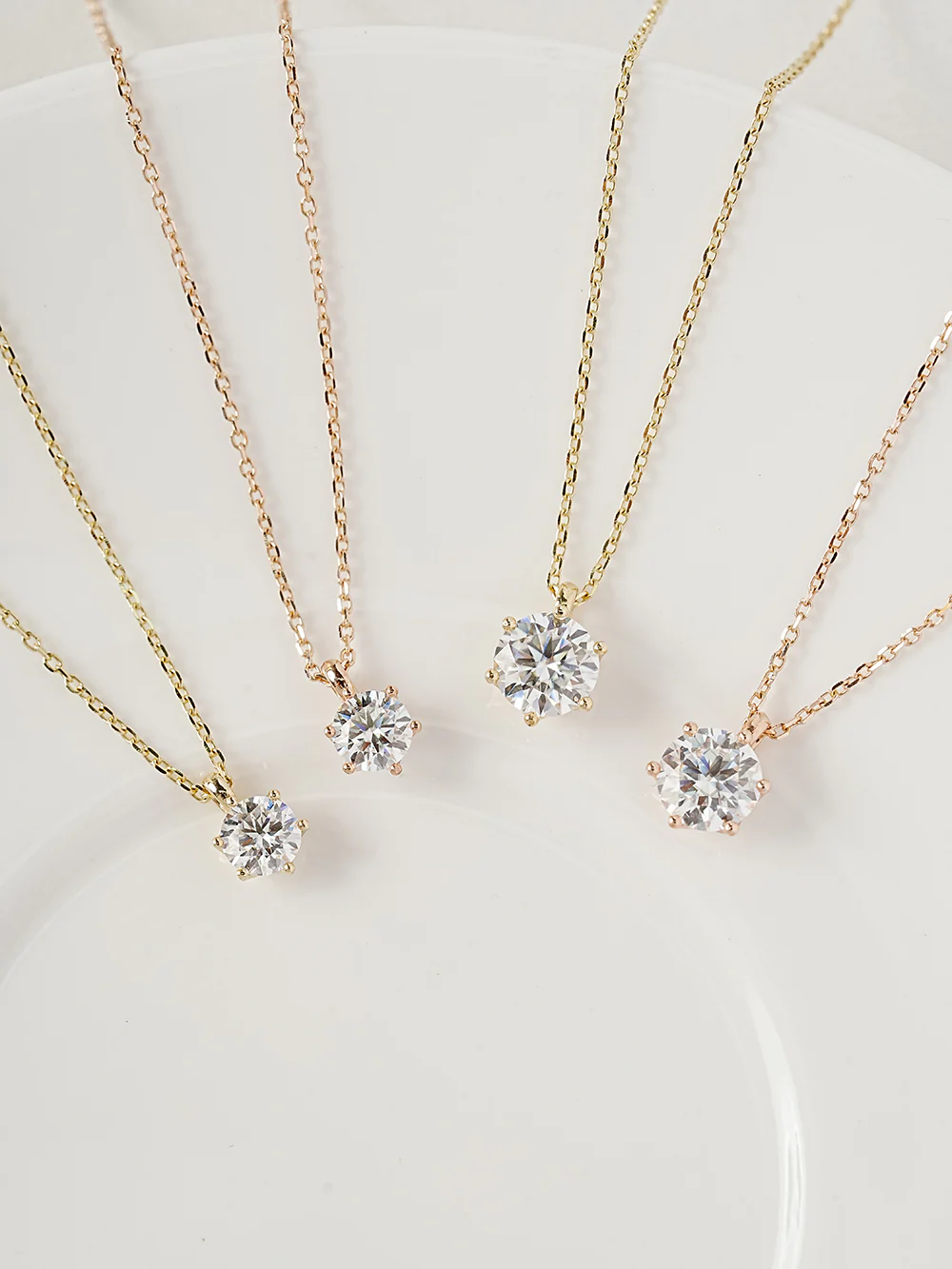 14K 18K Gold Moissanite Crown Necklace - Image 9