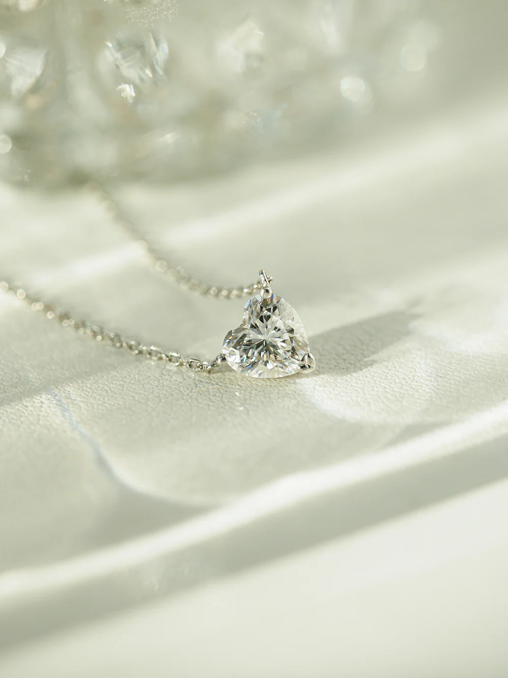 14K 18K Moissanite Glory Heart Necklace - Image 12