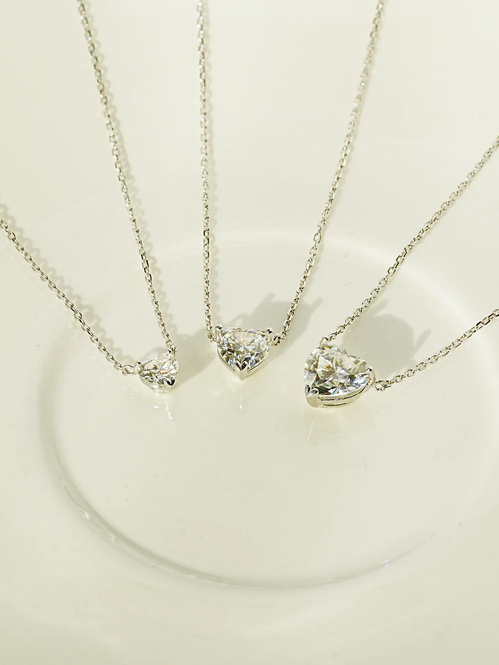 14K 18K Moissanite Glory Heart Necklace - Image 15