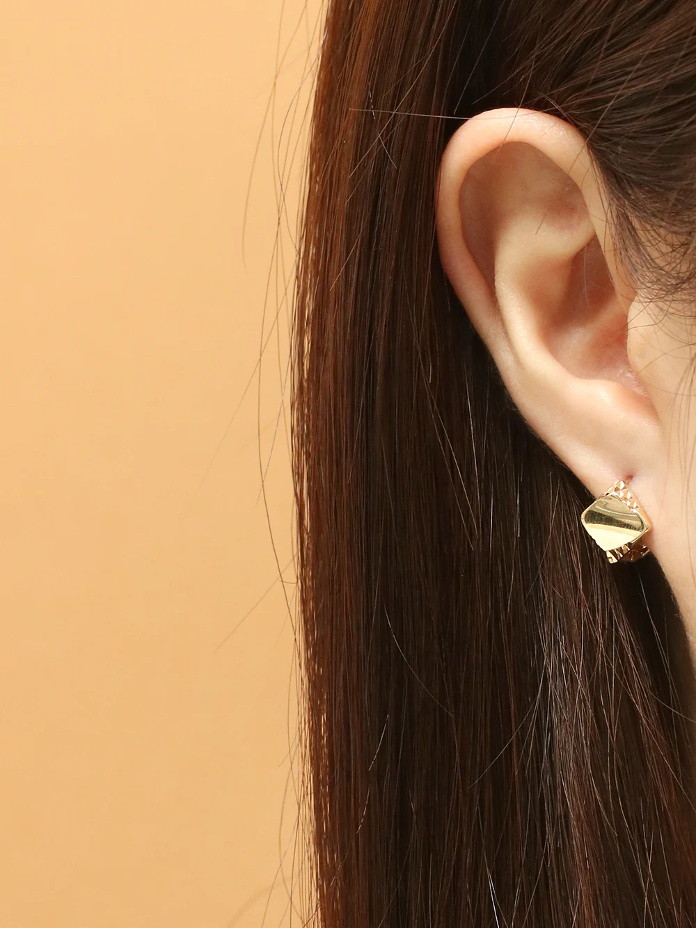 14K 18K Gold Square Cutting Cartilage Hoop Earring - Image 2