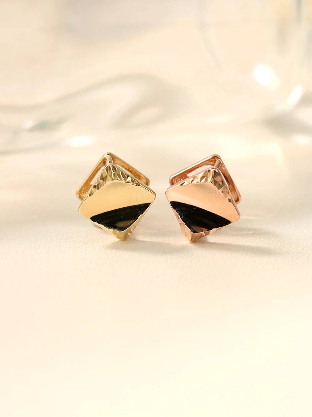 14K 18K Gold Square Cutting Cartilage Hoop Earring - Image 9