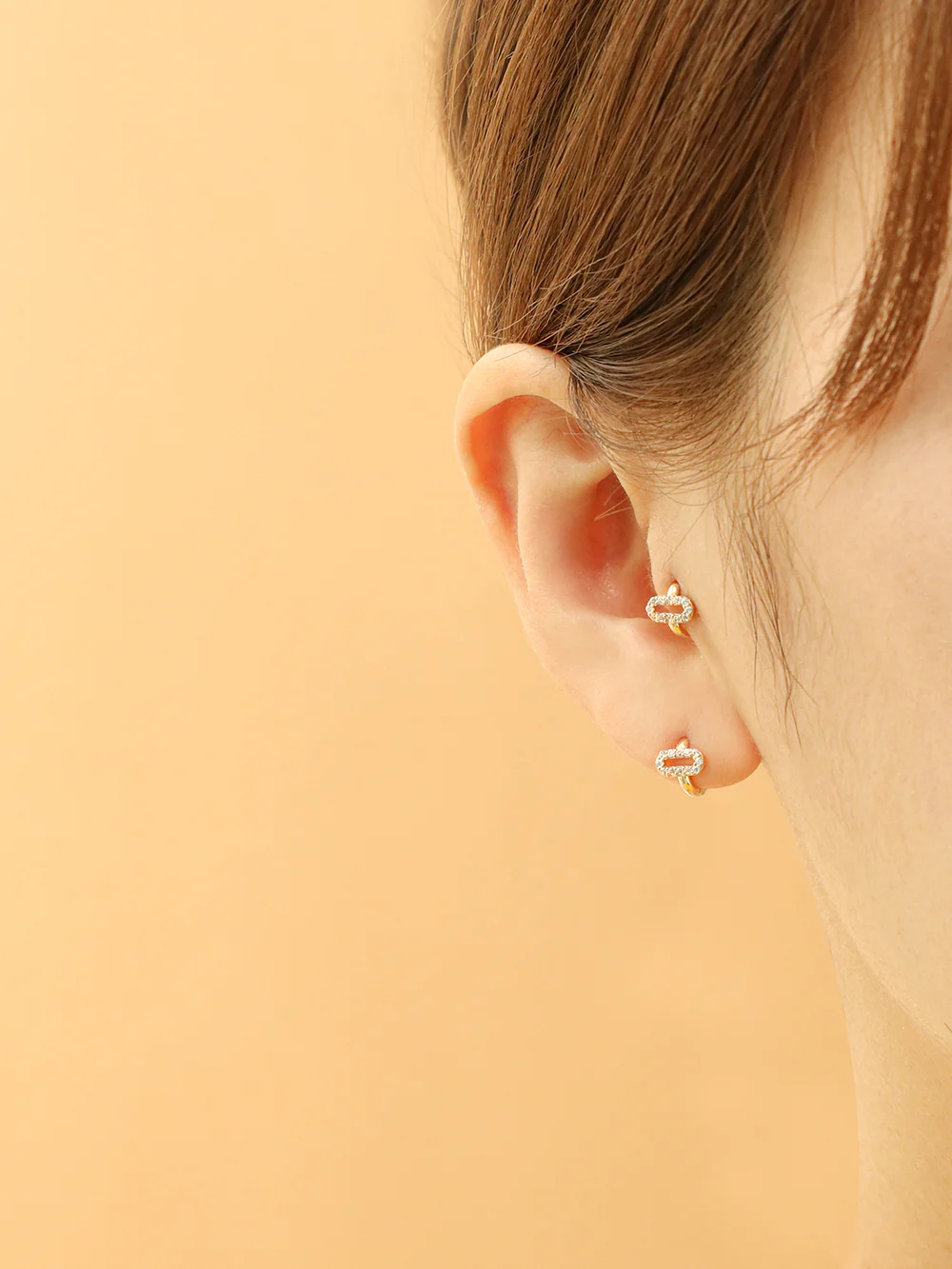 14K 18K Gold Tiny Oval Cubic Cartilage Hoop Earring - Image 6