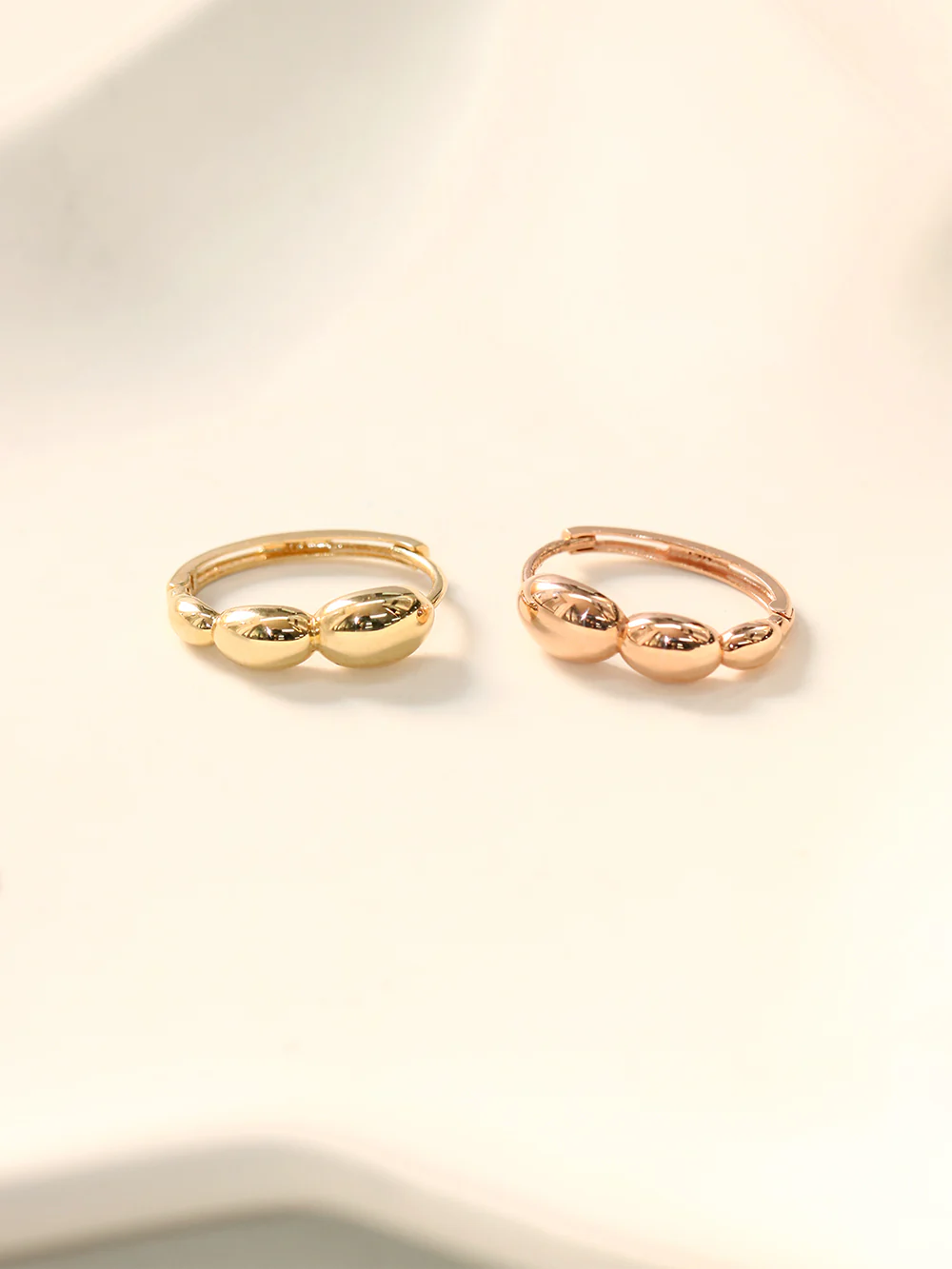14K 18K Gold Triple Volume Circle Cartilage Hoop Earring - Image 3