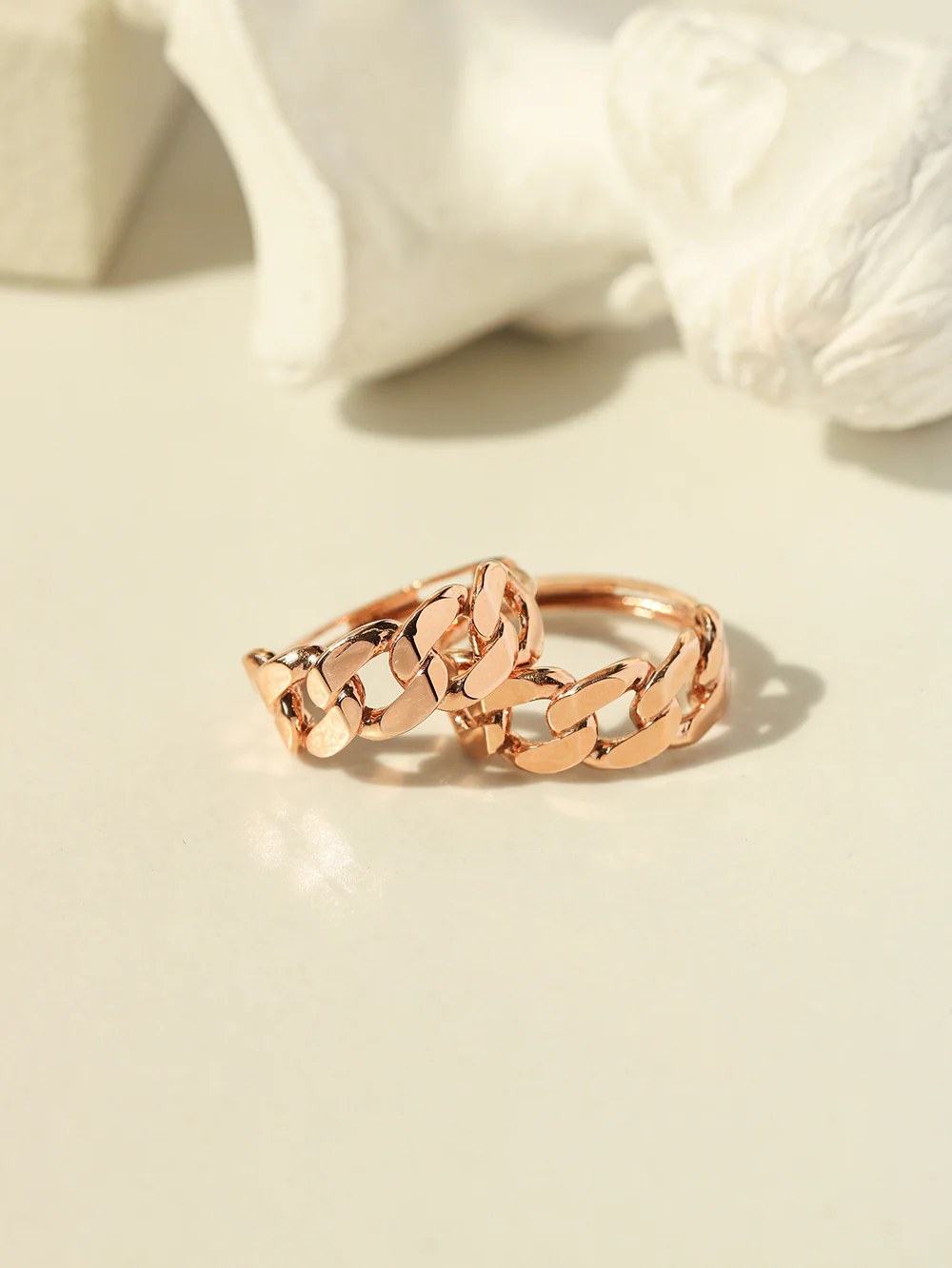 14K 18K Gold Twist Bold Chain Cartilage Hoop Earring - Image 14