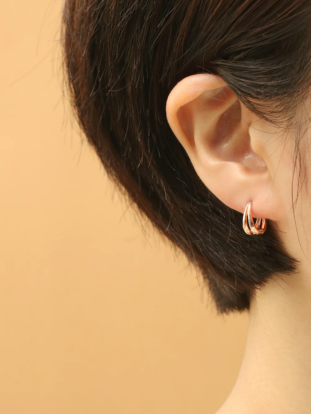 14K 18K Gold Two Lines Oval Shape Cartilage Hoop Earring - Image 10