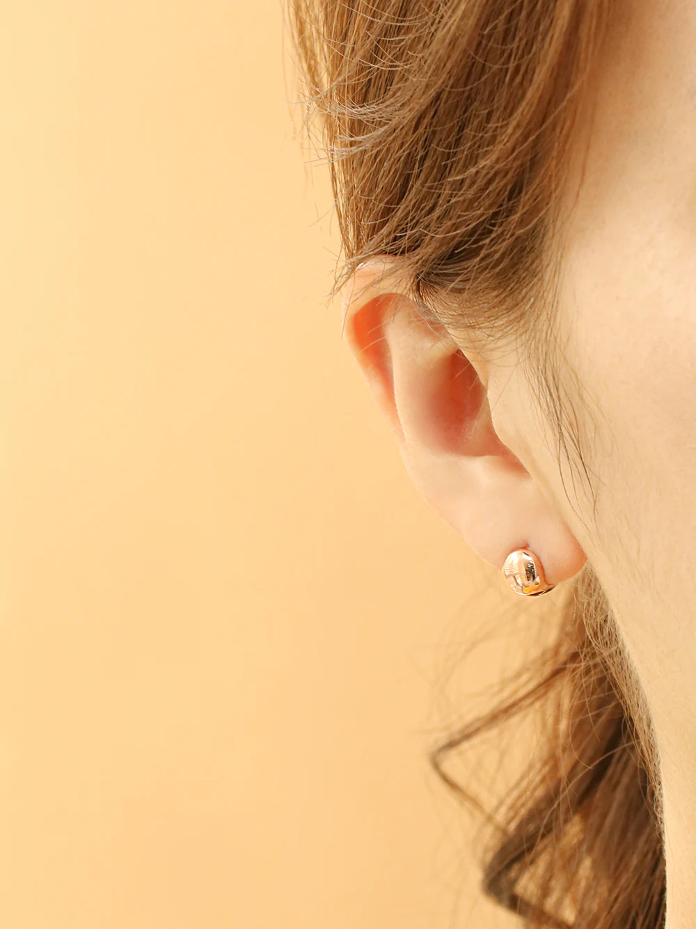 14K 18K Gold Voulme Rose Roundy Cartilage Hoop Earring - Image 4