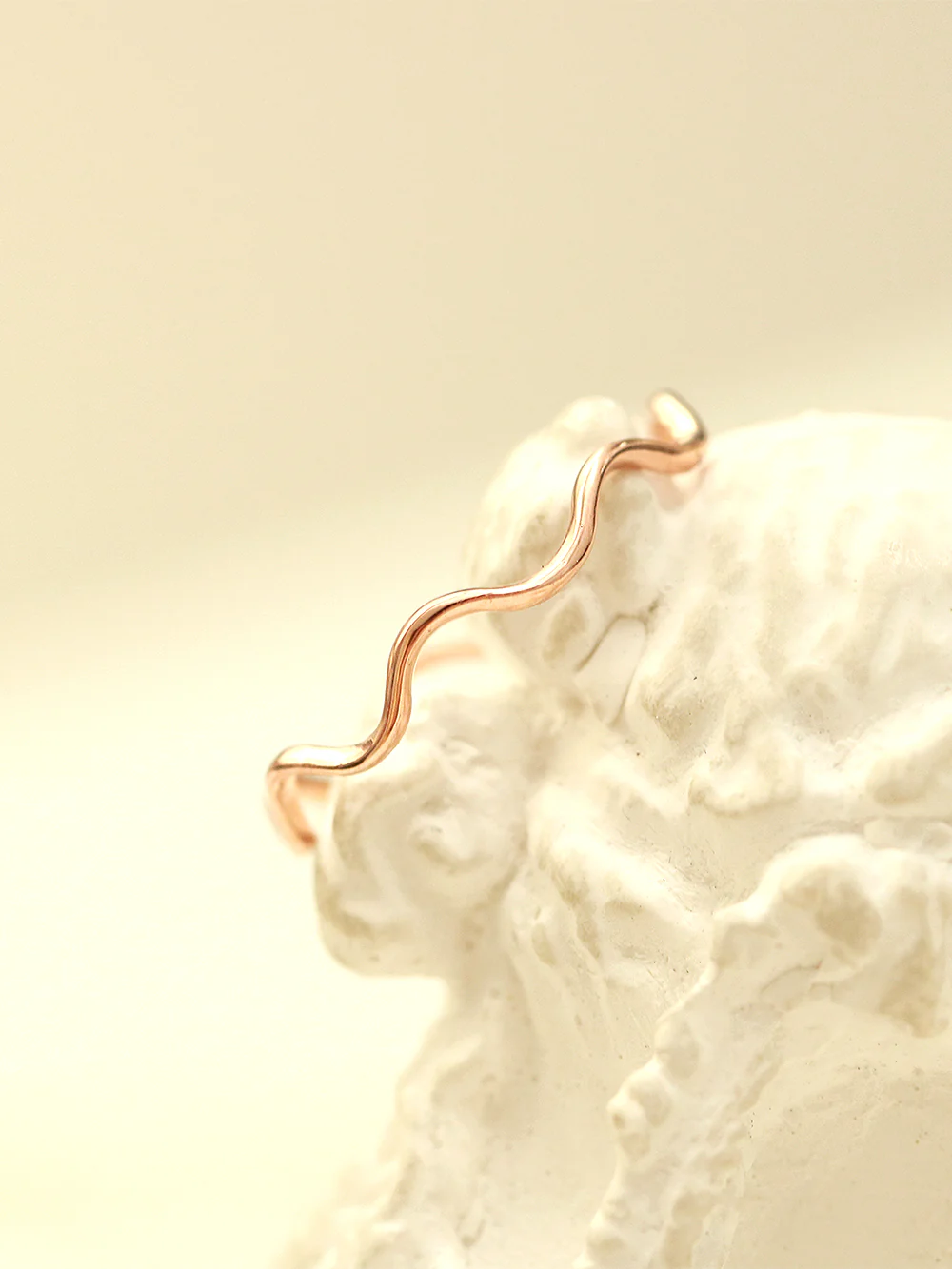 14K 18K Gold Wave Ring - Image 3