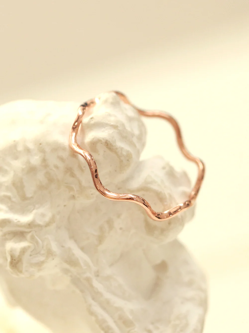 14K 18K Gold Wave Ring - Image 4