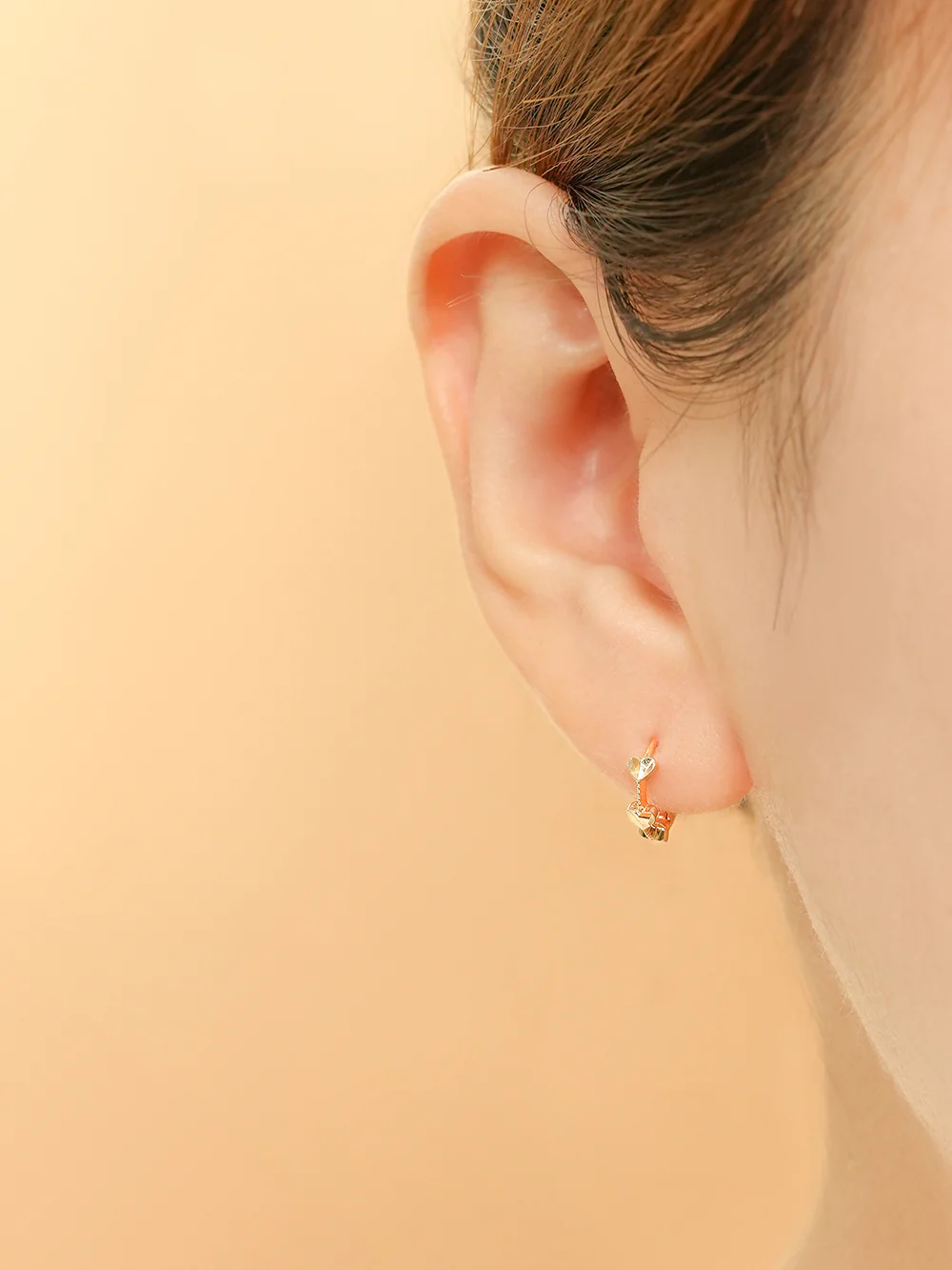 14K 18K Heart dot Cartilage Hoop Earring - Image 2