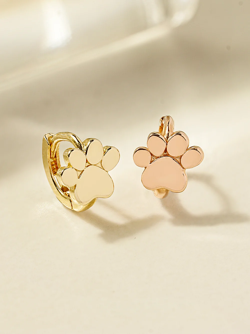 14K 18K Jelly Paw Cartilage Hoop Earring