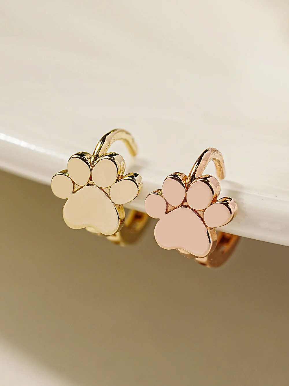 14K 18K Jelly Paw Cartilage Hoop Earring - Image 5