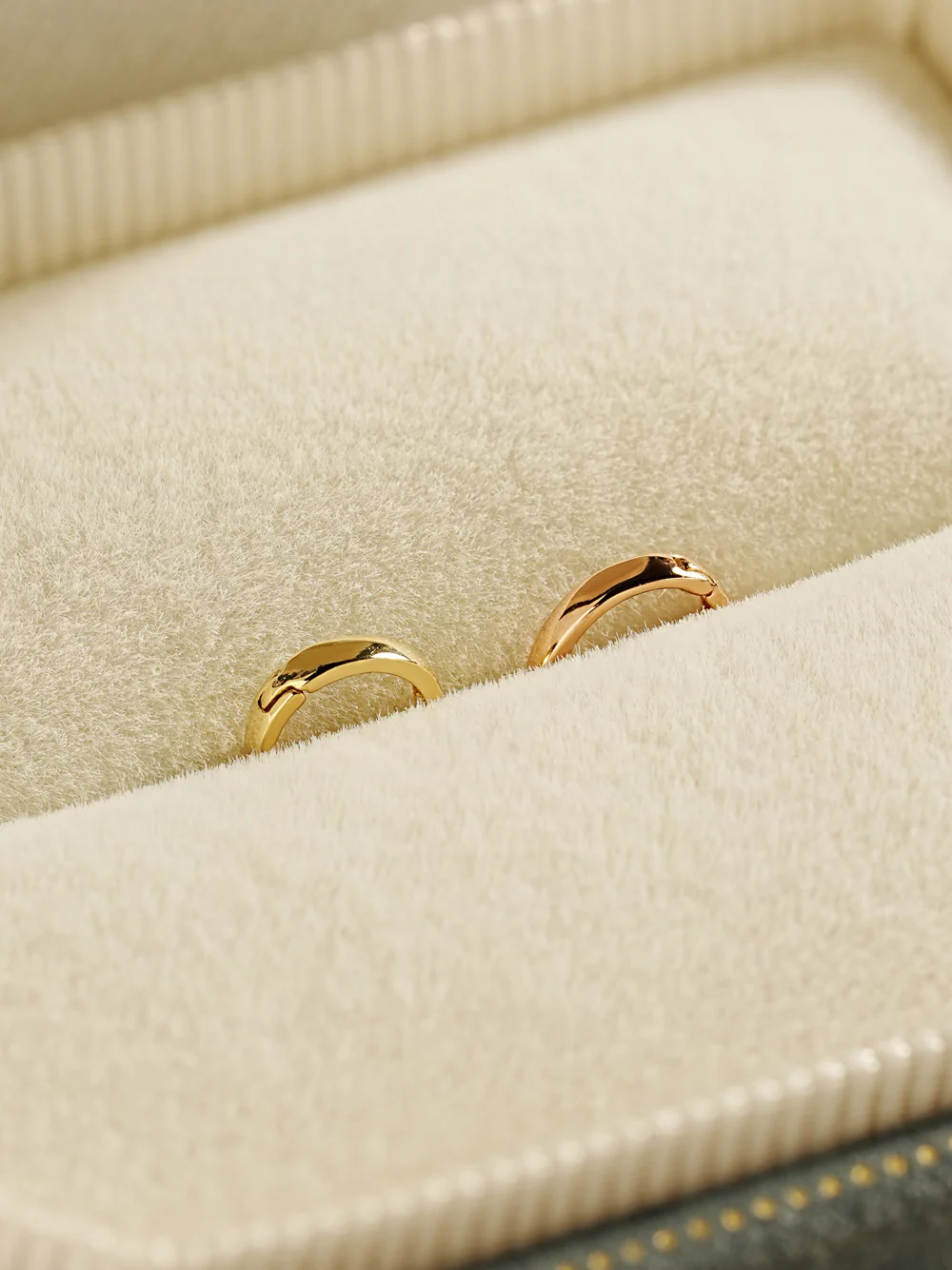 14K 18K Mini Flat Cartilage Hoop Earring - Image 9