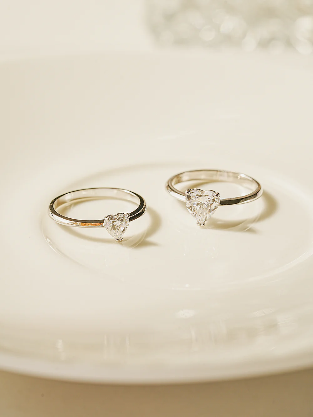 14K 18K Moissanite Glory Heart Ring - Image 5