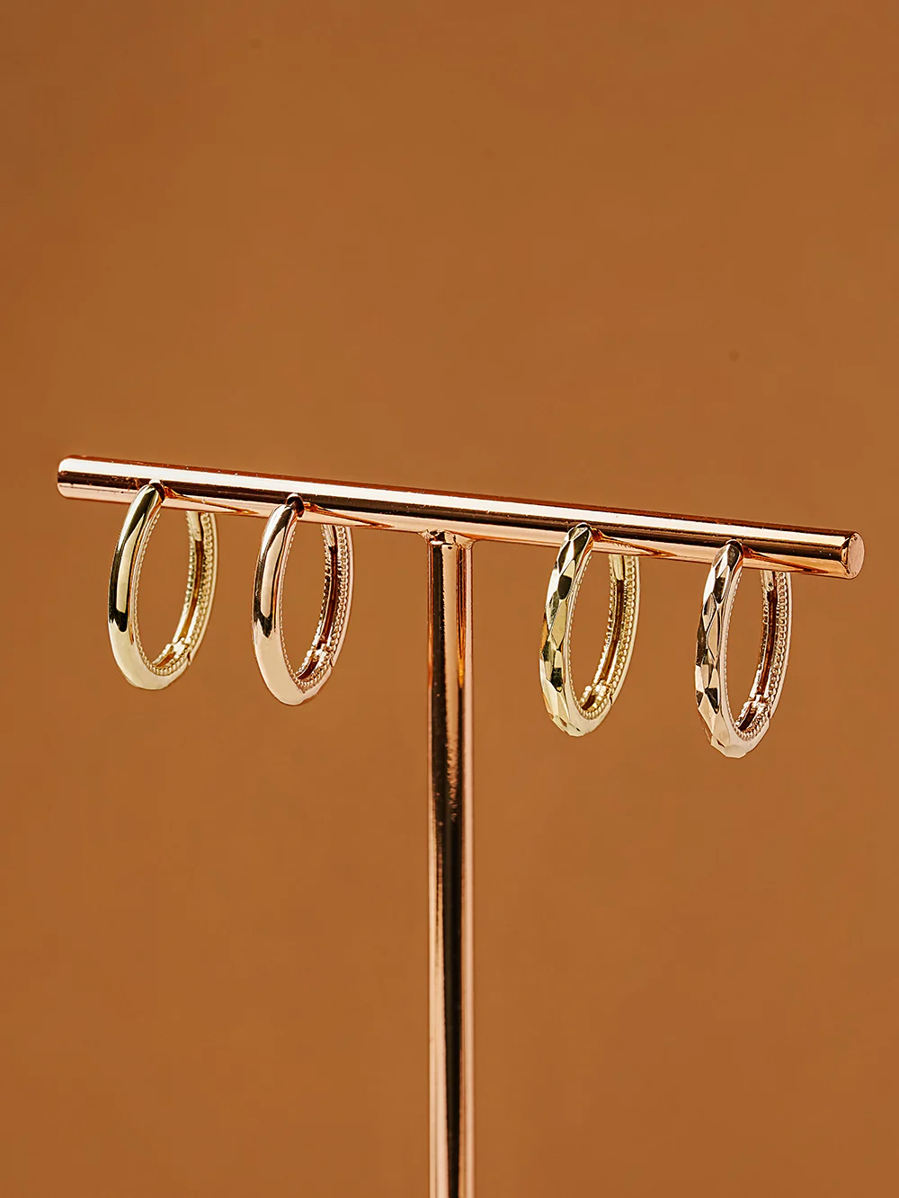 14K 18K Oval Cartilage Hoop Earring - Image 9