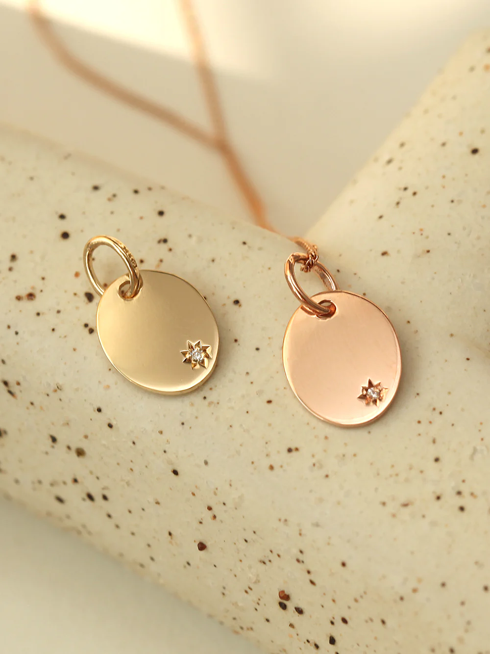 14K 18K OVAL OCTAGONAL ANGLE NECKLACE - Image 3