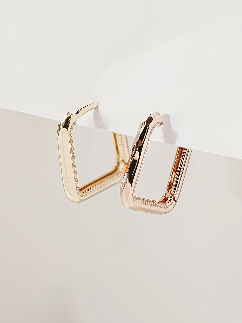 14K 18K Round Square Cartilage Hoop Earring - Image 13