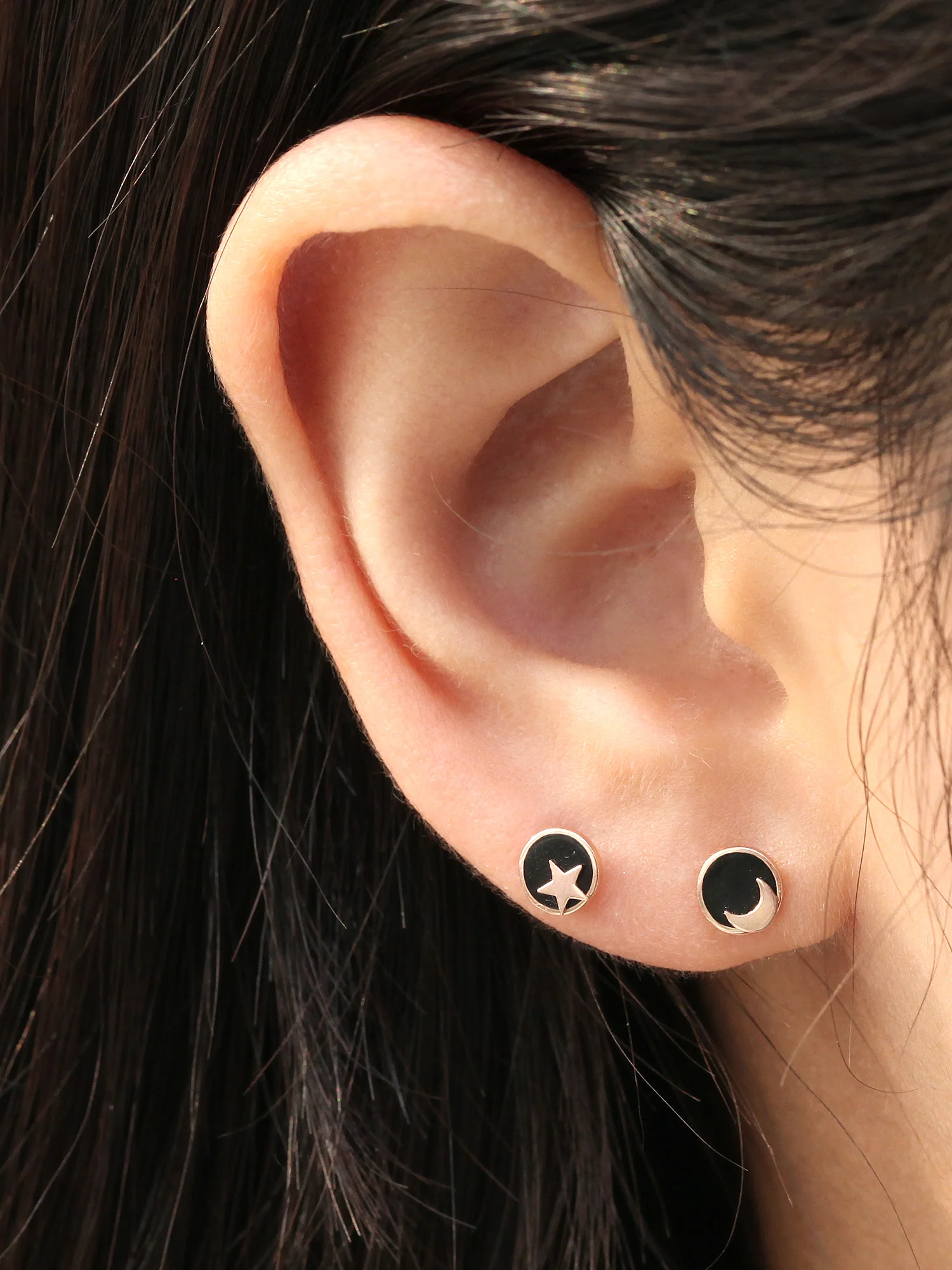 14K Gold Black Star Moon Cartilage Earring 20G - Image 6