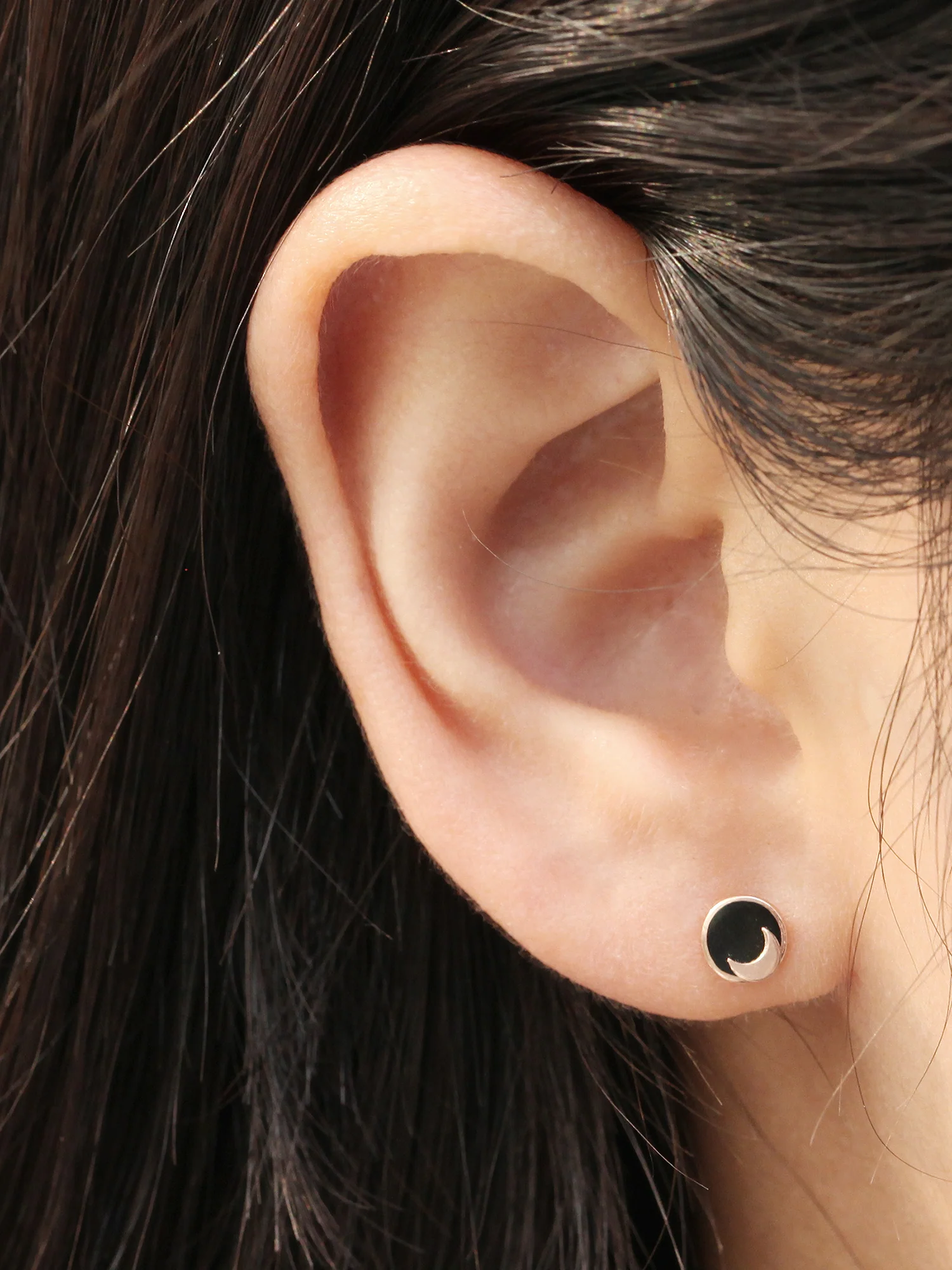 14K Gold Black Star Moon Cartilage Earring 20G - Image 7