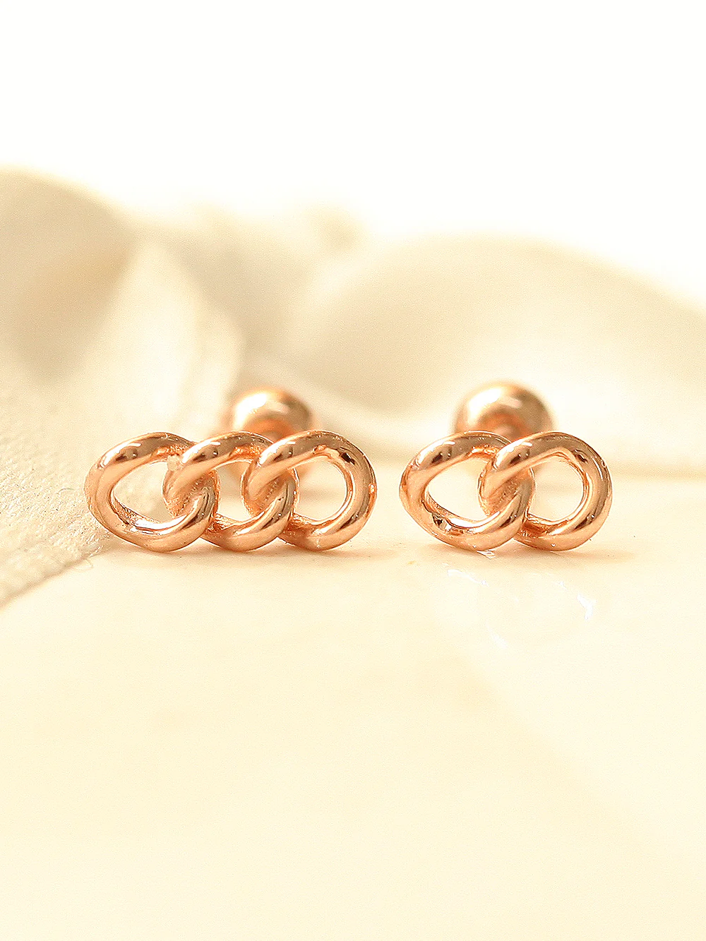 14K Gold Chain Cartilage Earring 20G - Image 5
